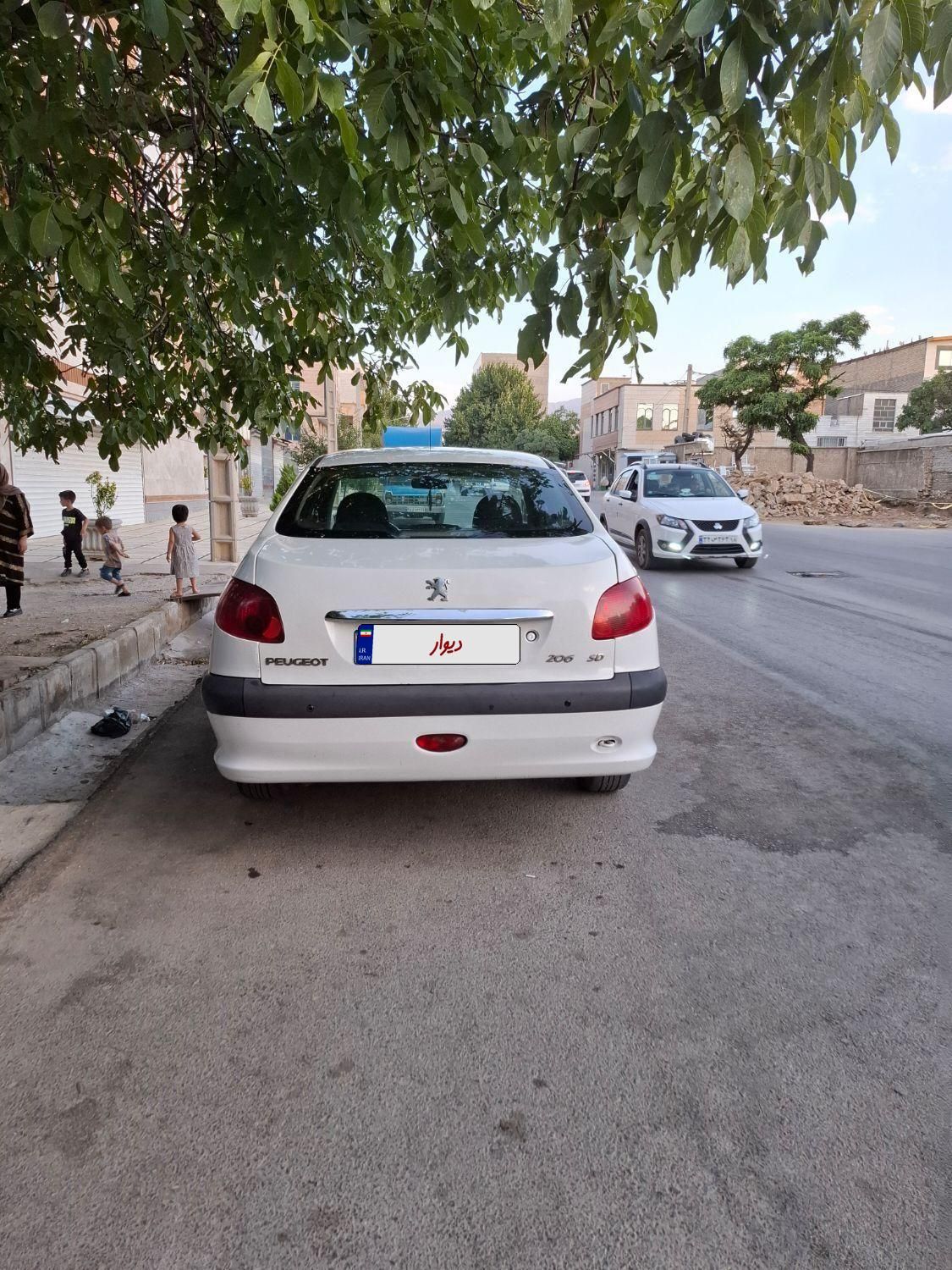 پژو ۲۰۶ صندوق دار v8 - 1388