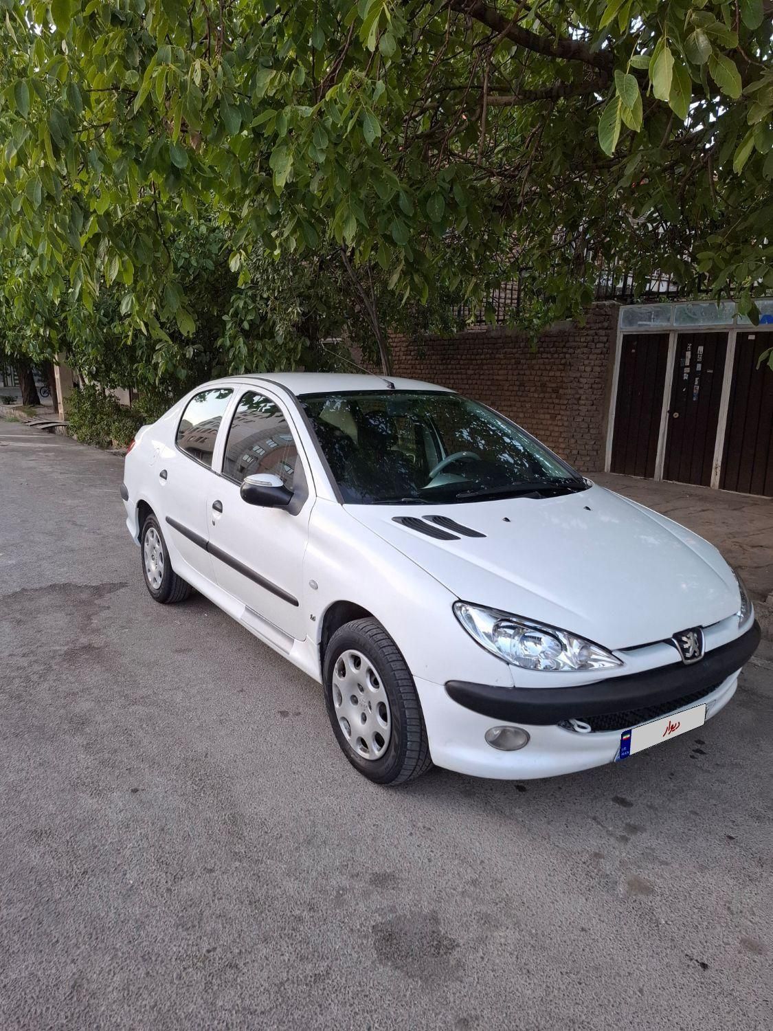 پژو ۲۰۶ صندوق دار v8 - 1388