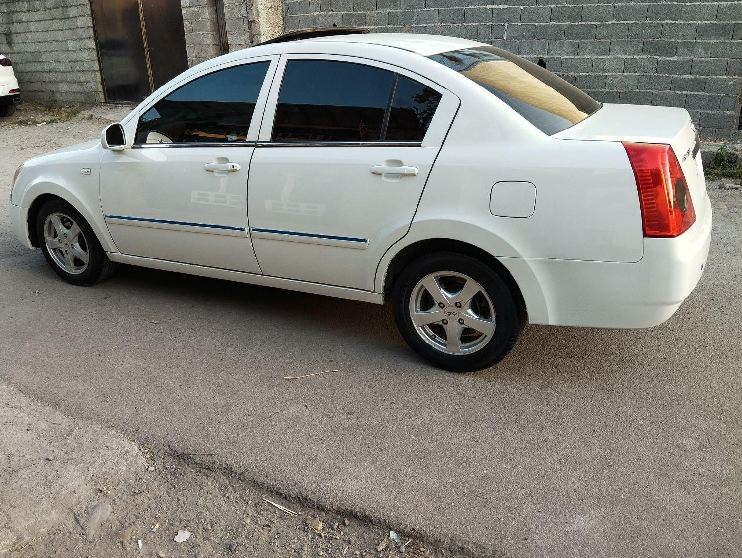 ام وی ام 530 دنده ای - 1390