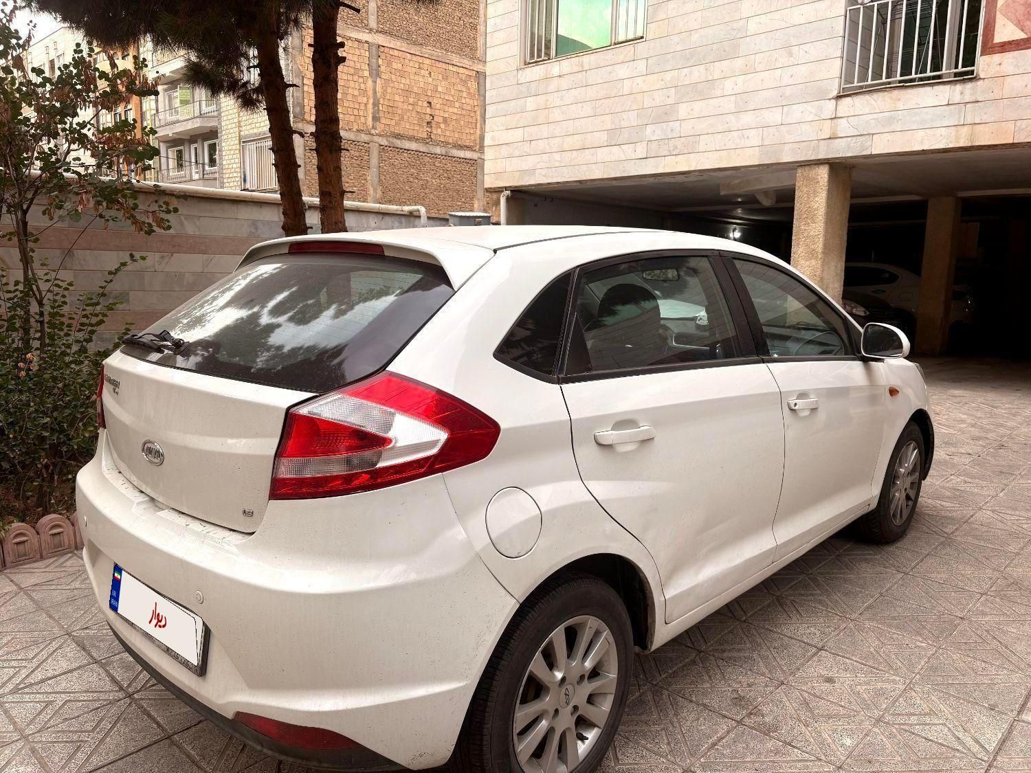 ام وی ام 315 هاچ بک ساده دنده ای - 1395