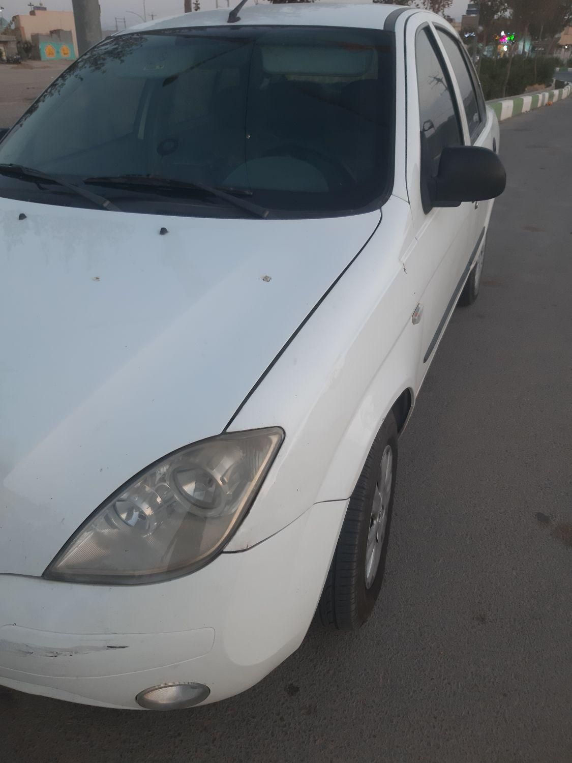 تیبا صندوق دار EX - 1395