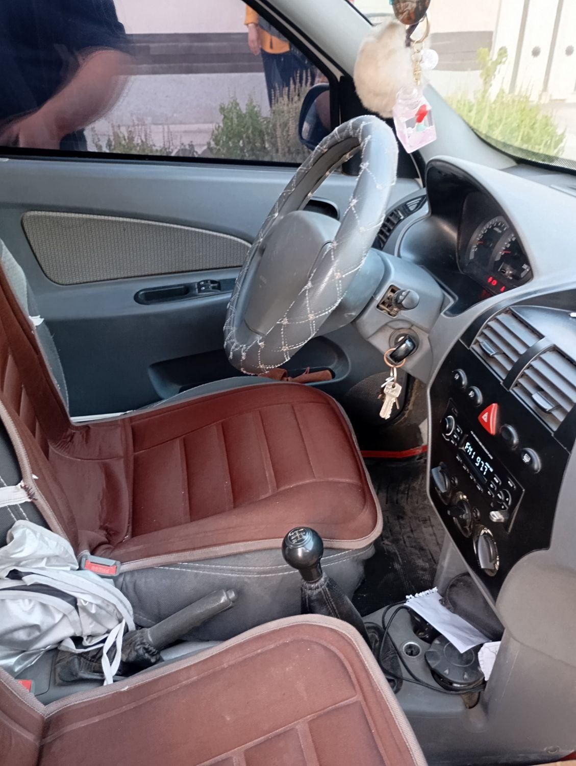 تیبا صندوق دار SX - 1401