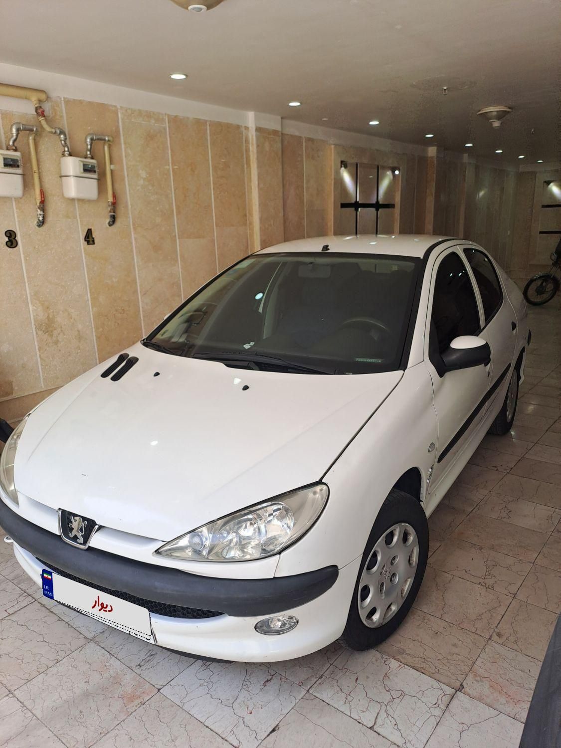 پژو ۲۰۶ صندوق دار v8 - 1392