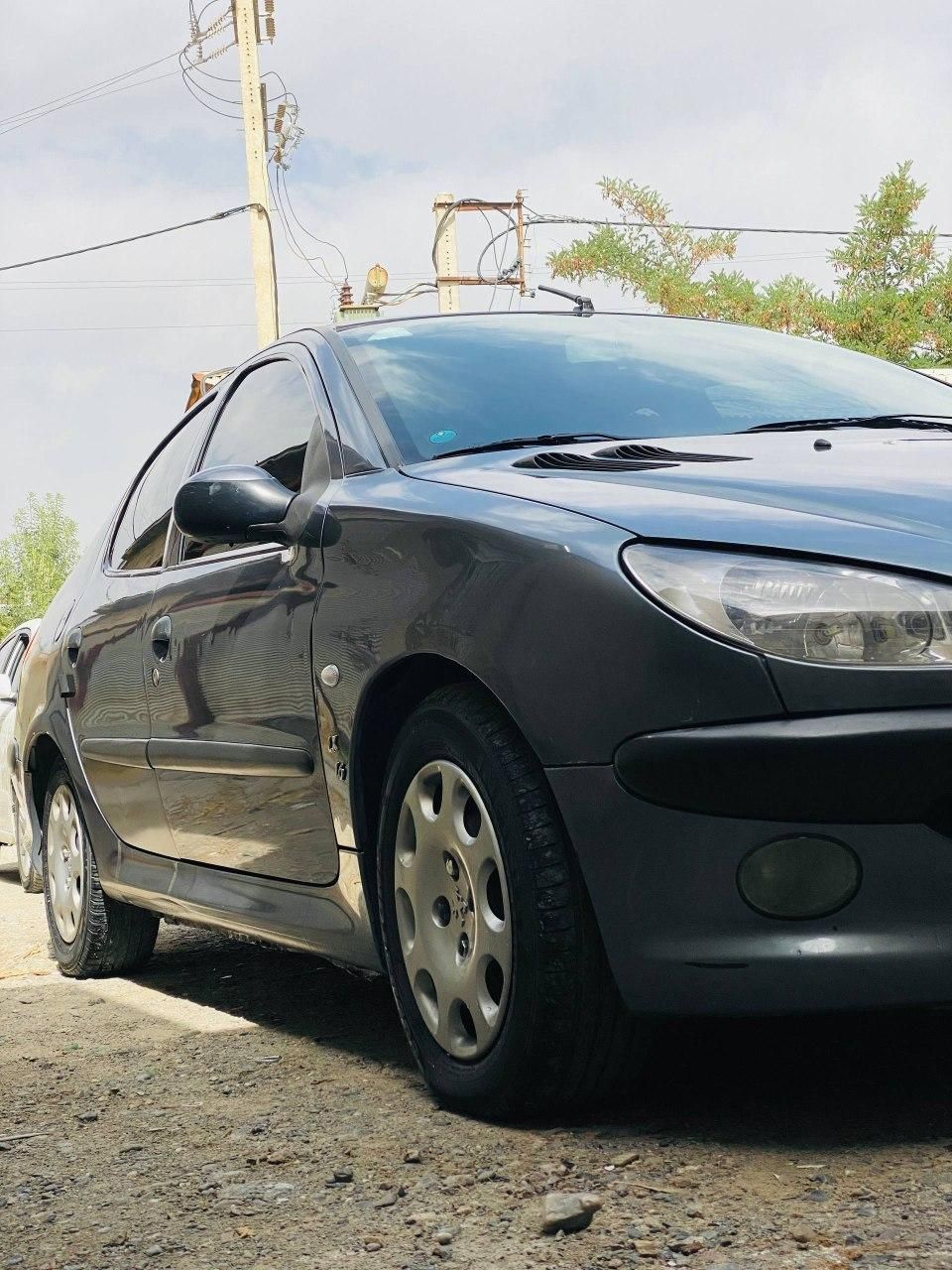 پژو ۲۰۶ صندوق دار v8 - 1390