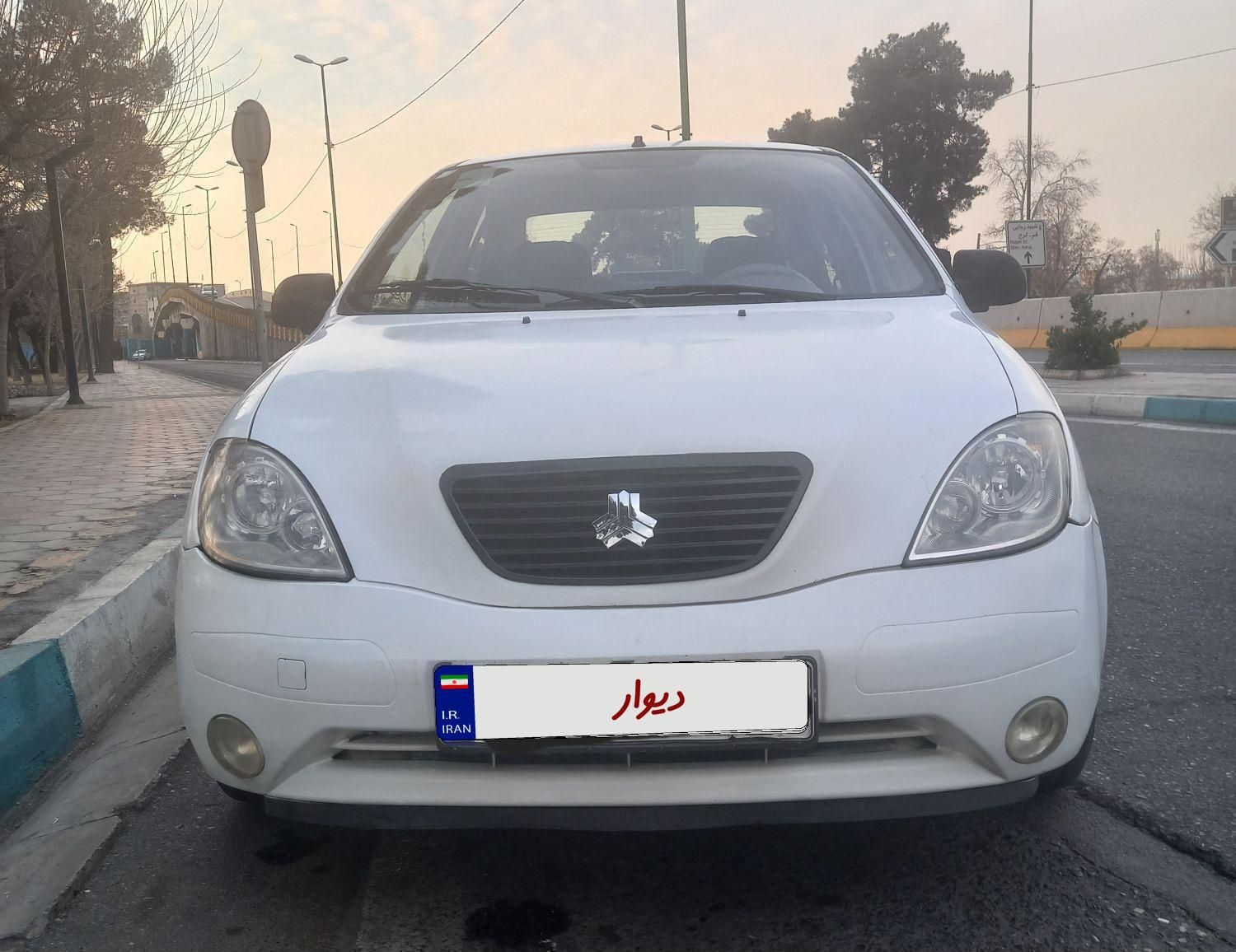 تیبا صندوق دار EX - 1395