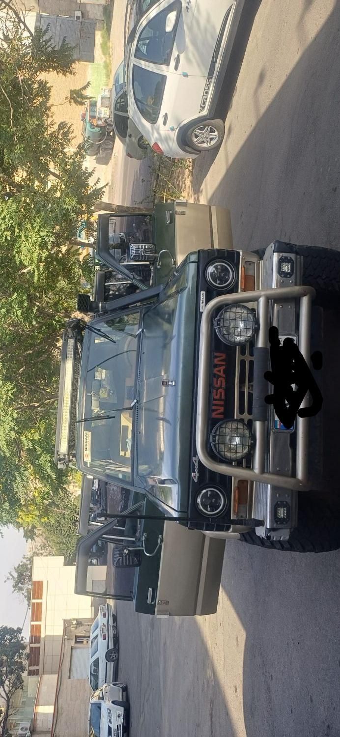 نیسان پاترول چهار درب 6 سیلندر - 1374