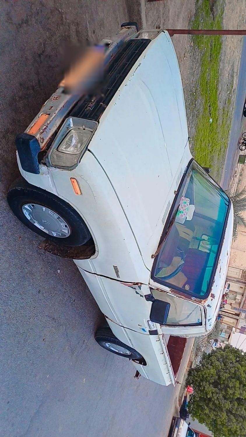 تویوتا کمری XLE - 1402