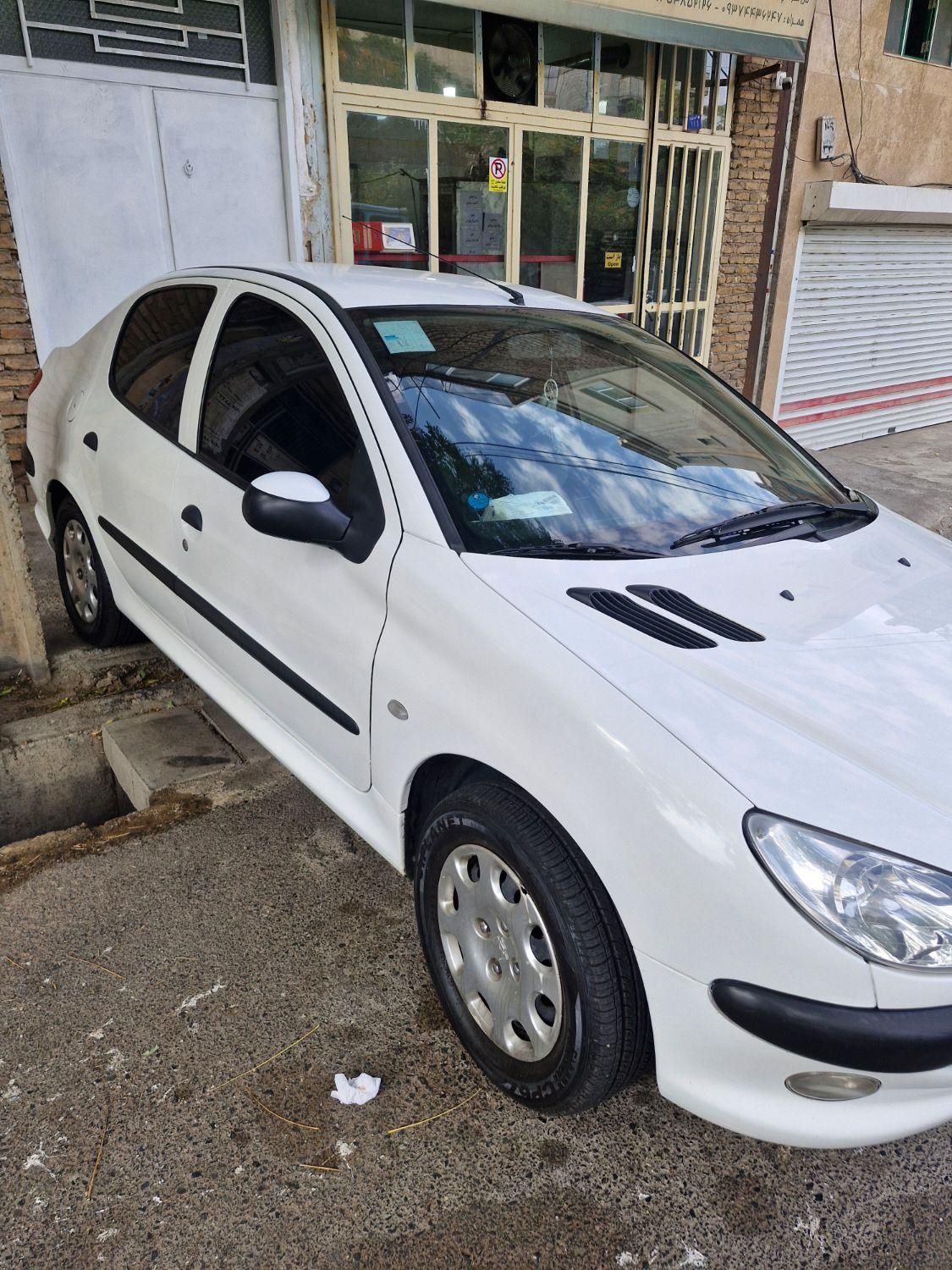 پژو ۲۰۶ صندوق دار v8 - 1395