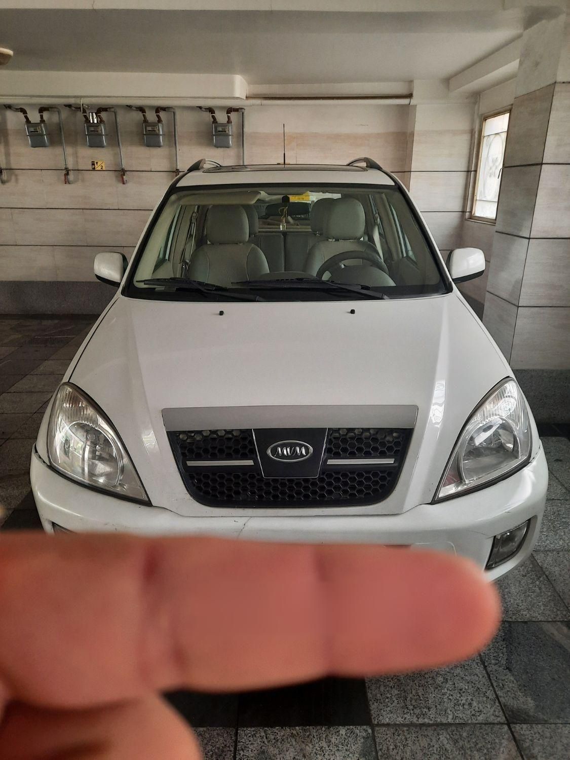 خودرو ام وی ام، X33 آگهی ann_19564397