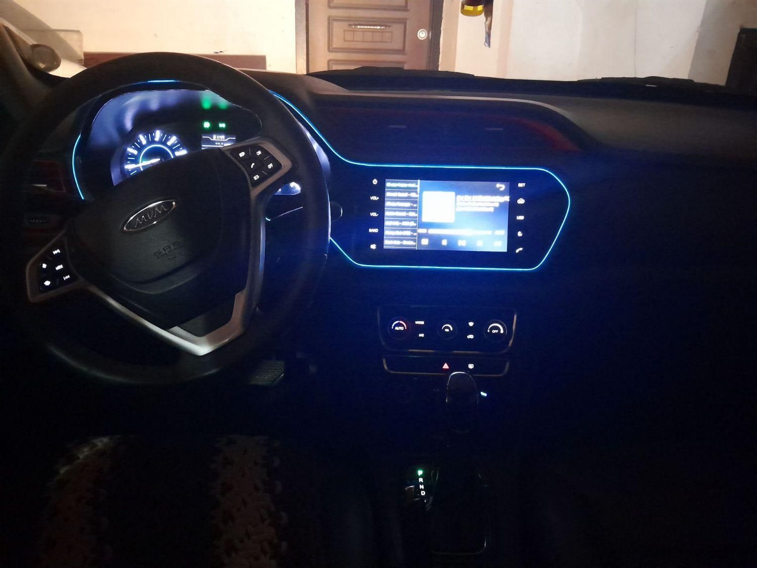 ام وی ام X33 S اتوماتیک اسپرت - 1396