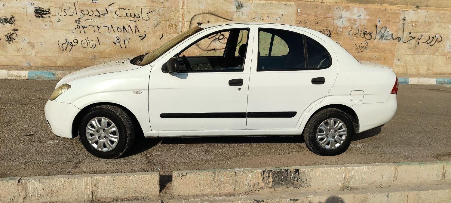 تیبا صندوق دار SX - 1395