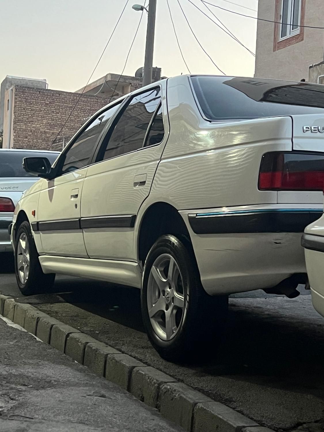 پژو پارس ELX-XU7P سفارشی - 1387