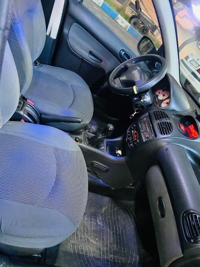 پژو ۲۰۶ صندوق دار v8 - 1394