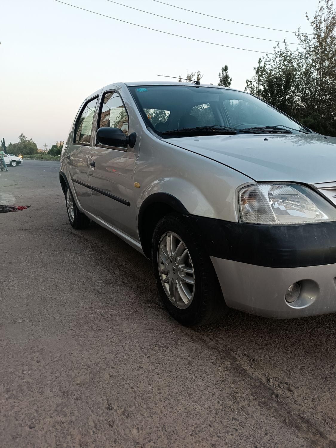 رنو تندر 90 E2 - 1389