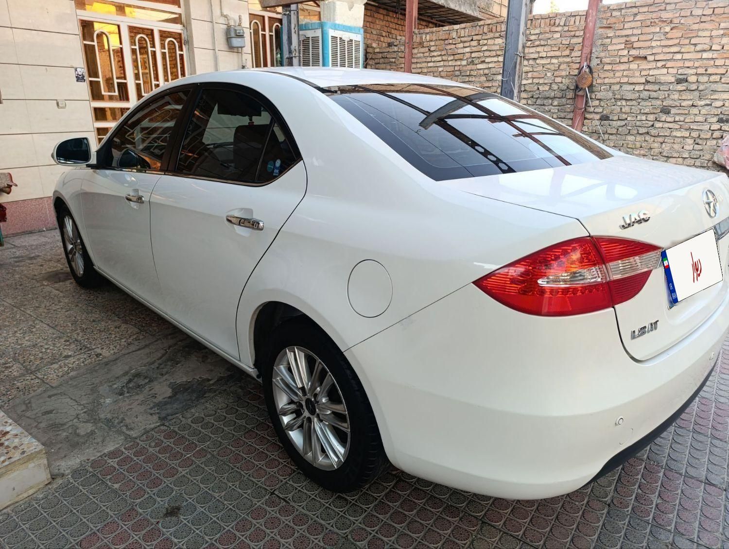 جک J5 اتوماتیک - 1396