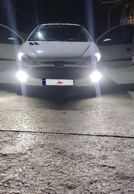 پژو ۲۰۶ صندوق دار v8 - 1395