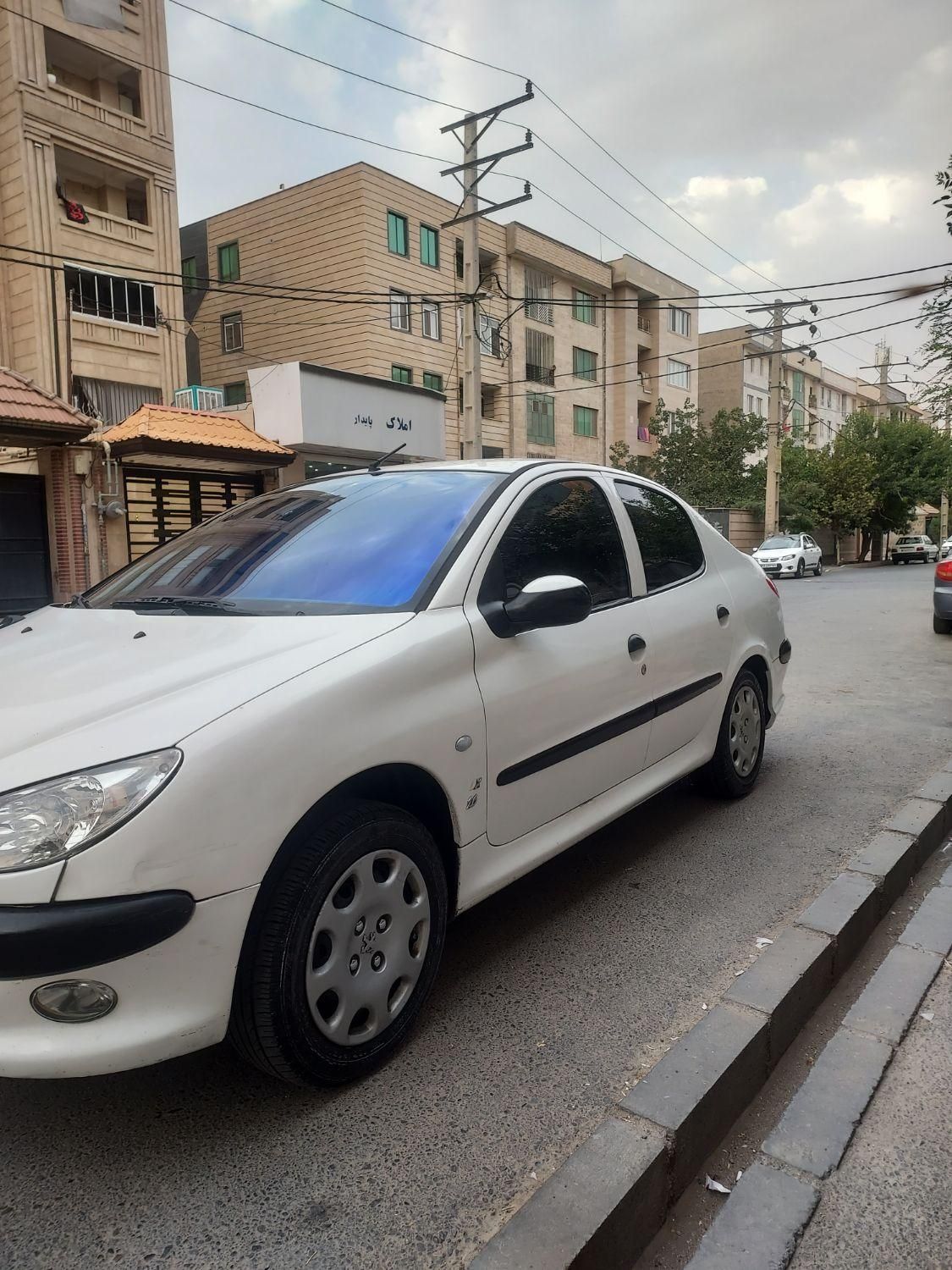 پژو ۲۰۶ صندوق دار v8 - 1394