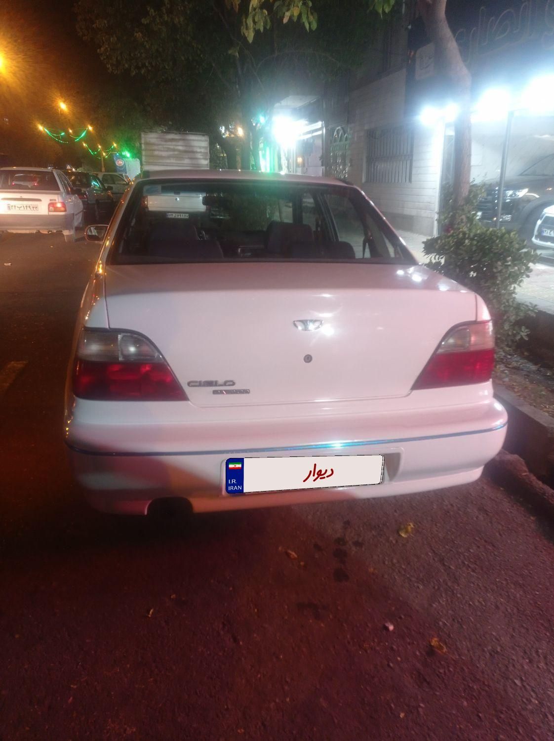 دوو سیلو سدان - 1376