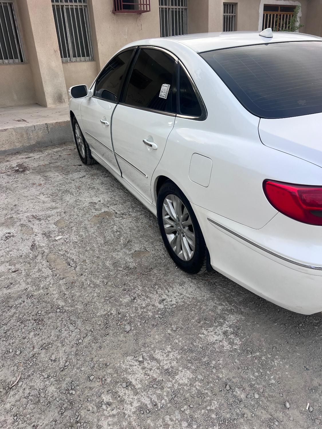هیوندای آزرا (گرنجور) 3300cc - 2011