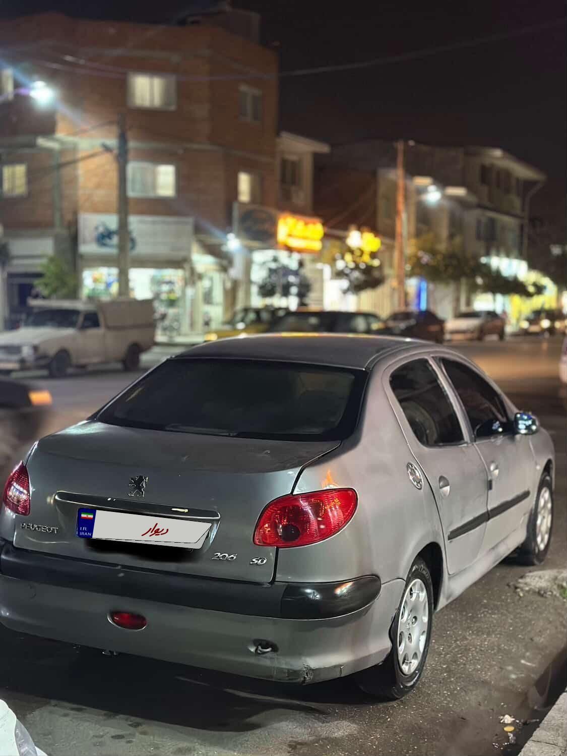 پژو ۲۰۶ صندوق دار v8 - 1388