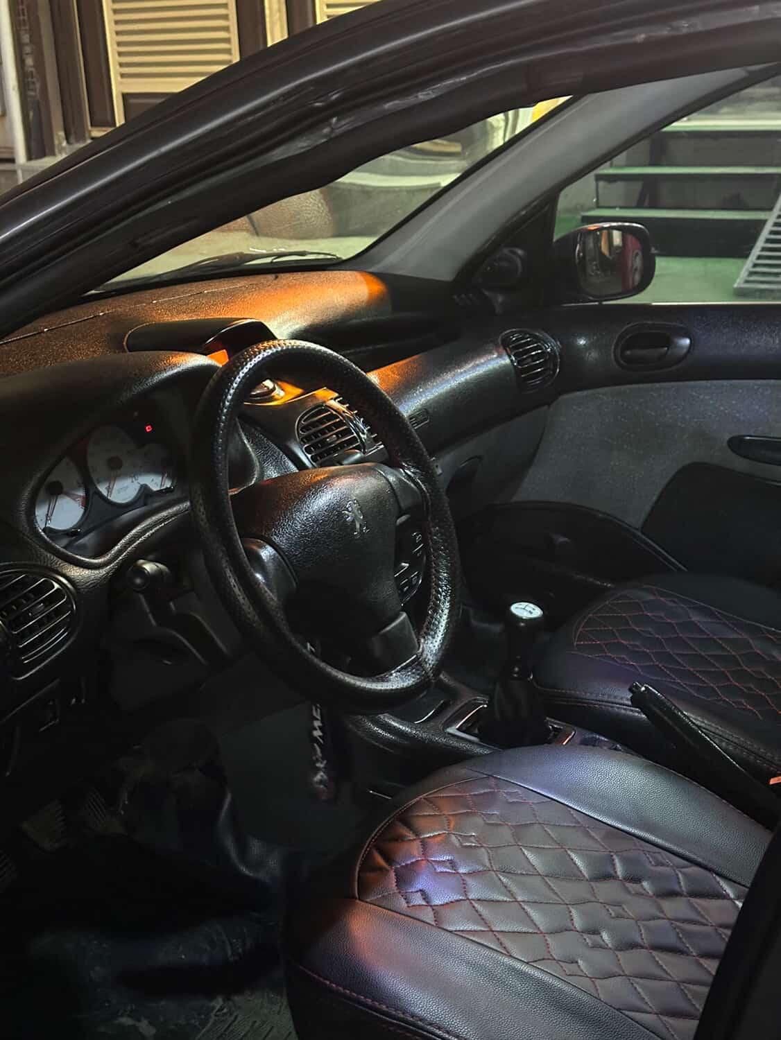 پژو ۲۰۶ صندوق دار v8 - 1388
