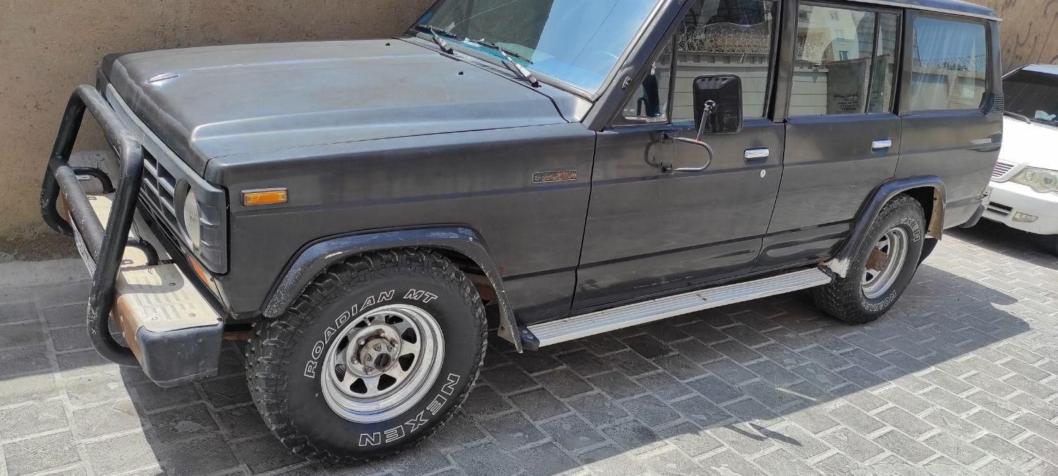 نیسان پاترول چهار درب 6 سیلندر - 1374