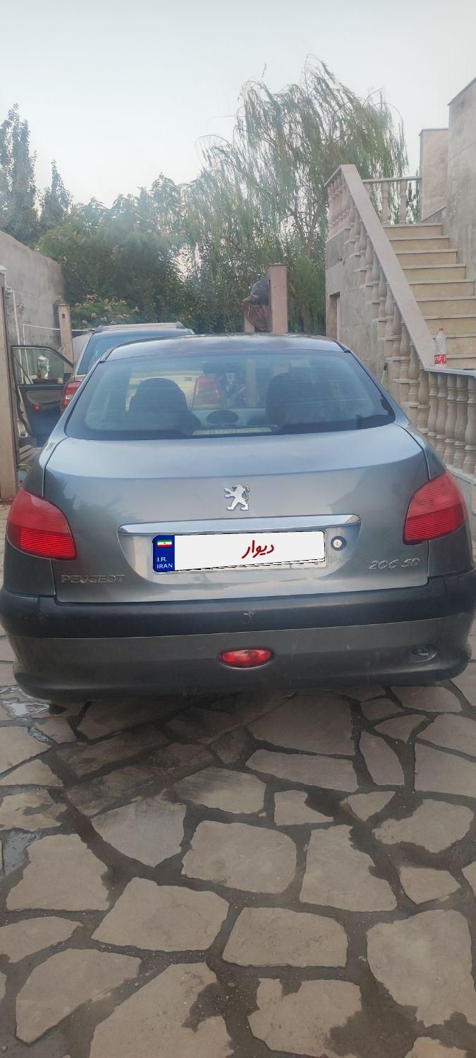 پژو ۲۰۶ صندوق دار v6 - 1386
