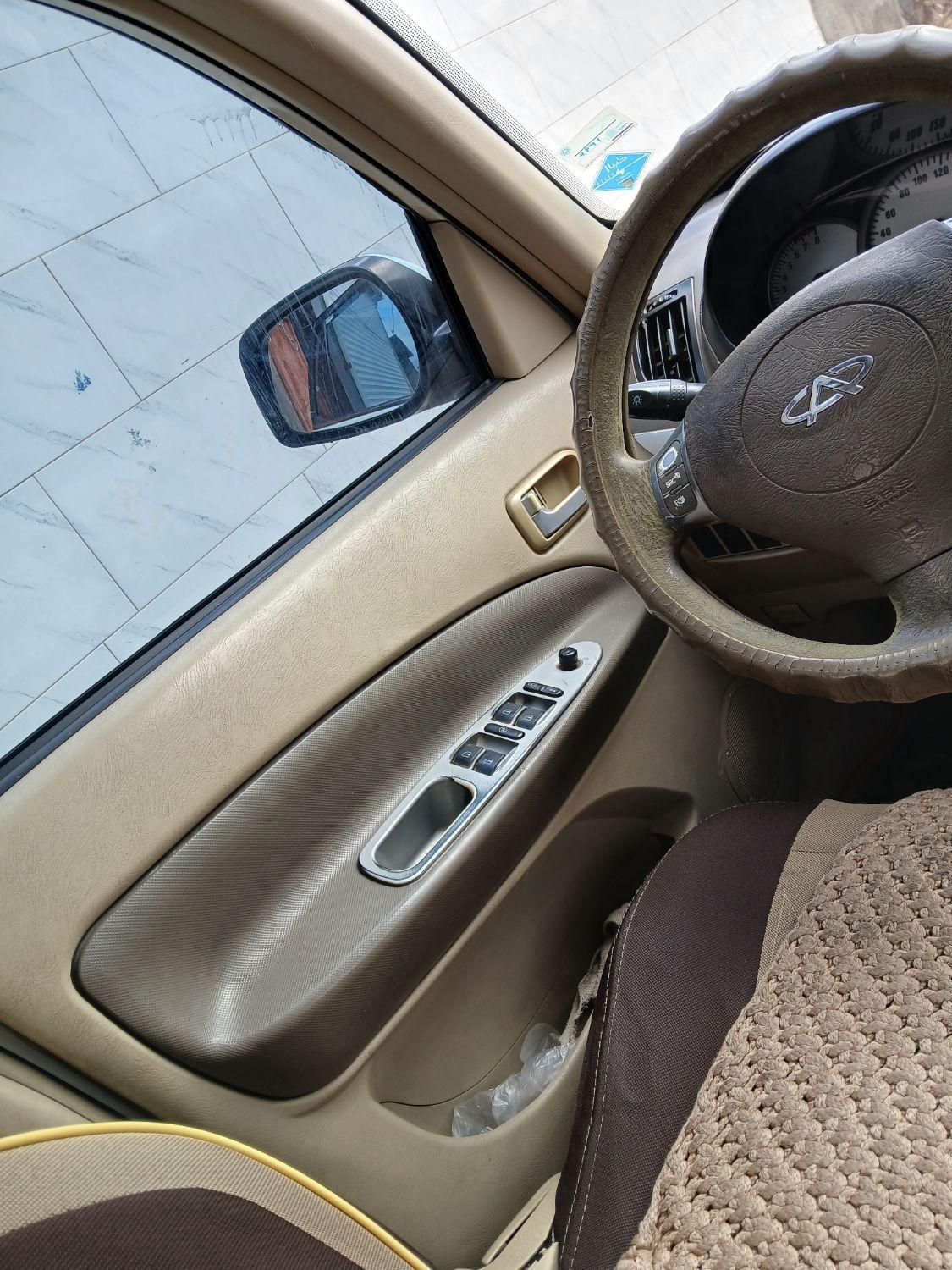 ام وی ام X33 دنده‌ای ساده - 1391