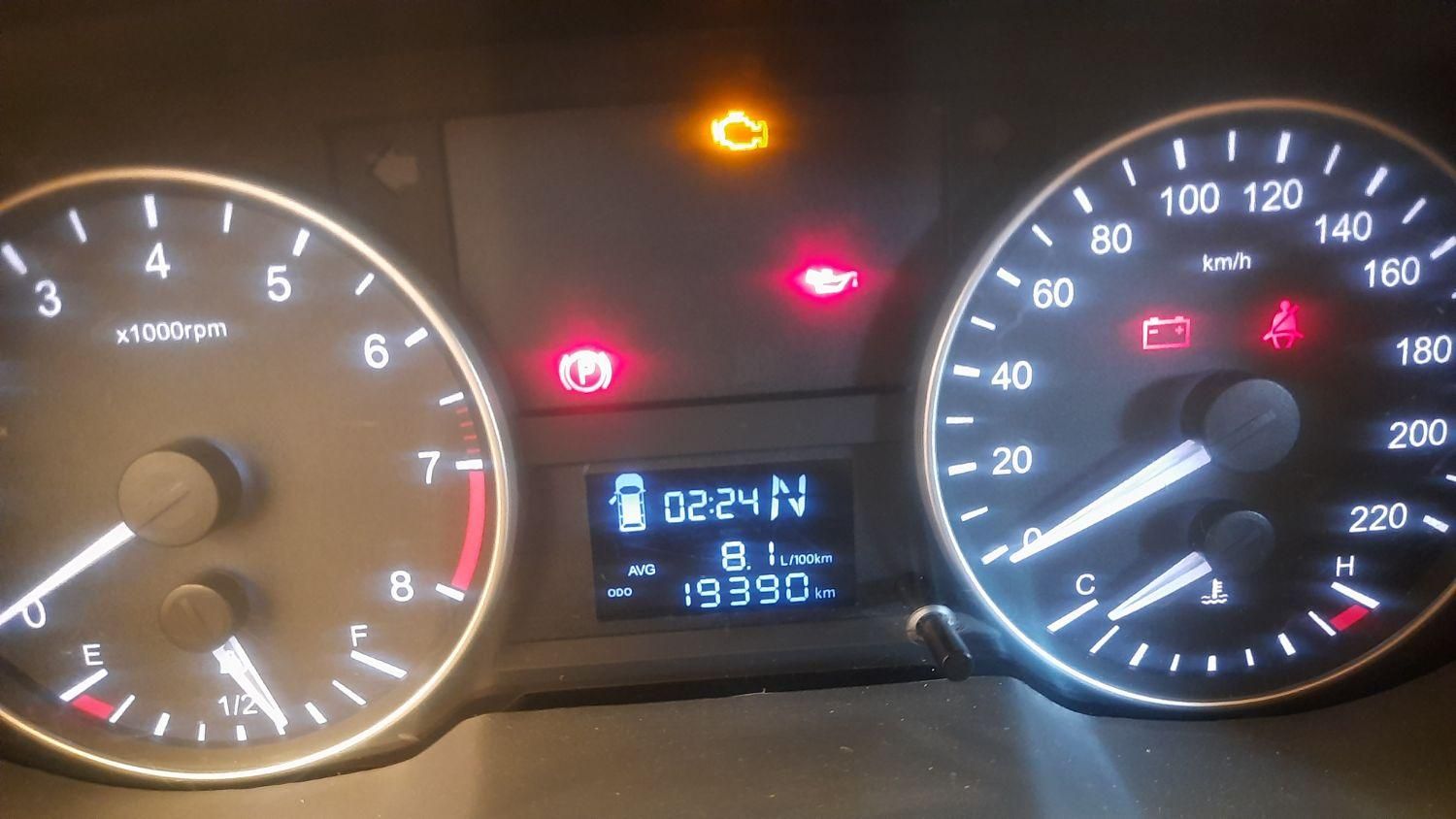 جک J4 اتوماتیک ساده - 1402