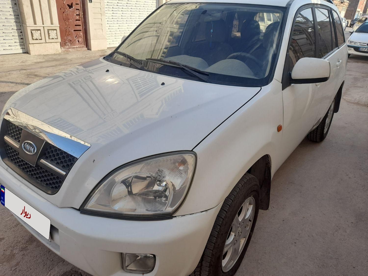 خودرو ام وی ام، X33 آگهی ann_19565623