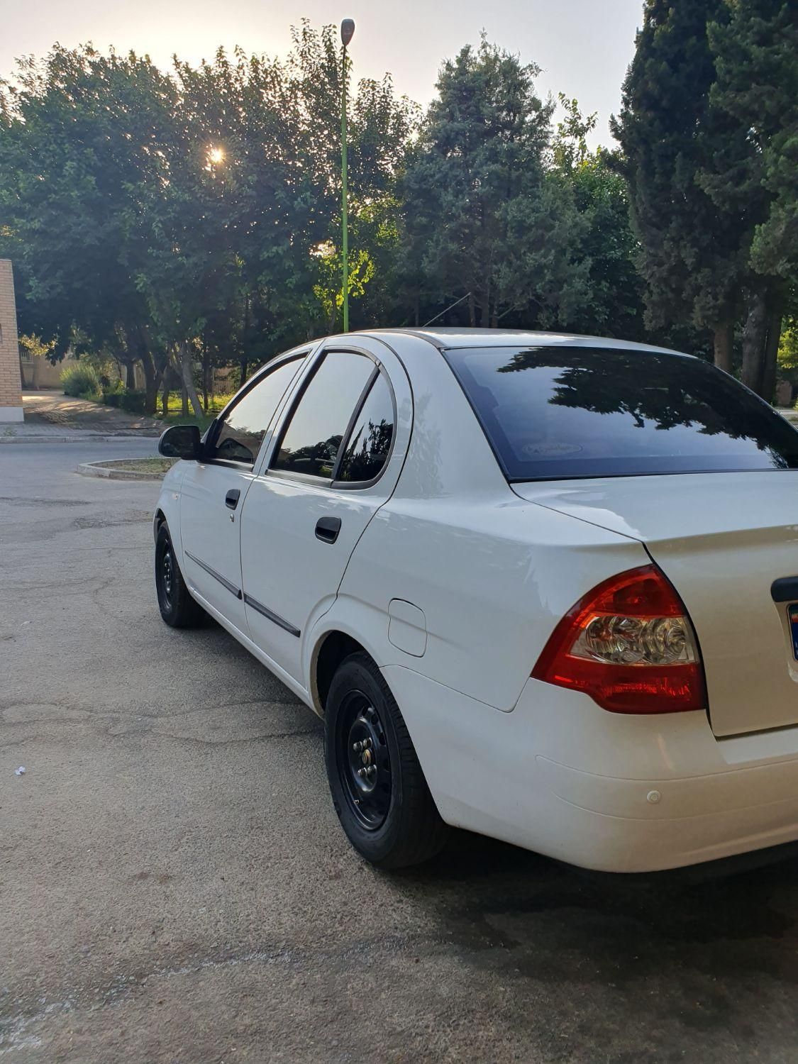 تیبا صندوق دار SX - 1398