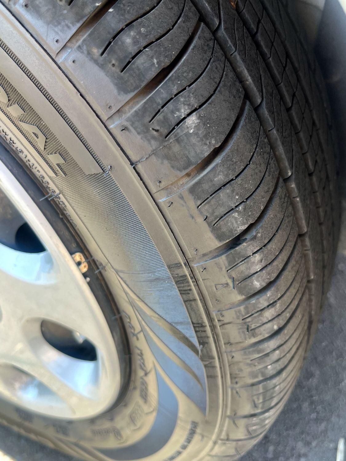 پژو ۲۰۶ صندوق دار v8 - 1391