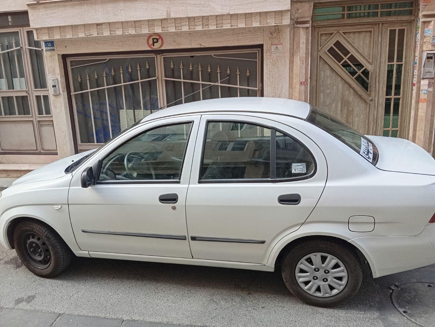 تیبا صندوق دار SX - 1400