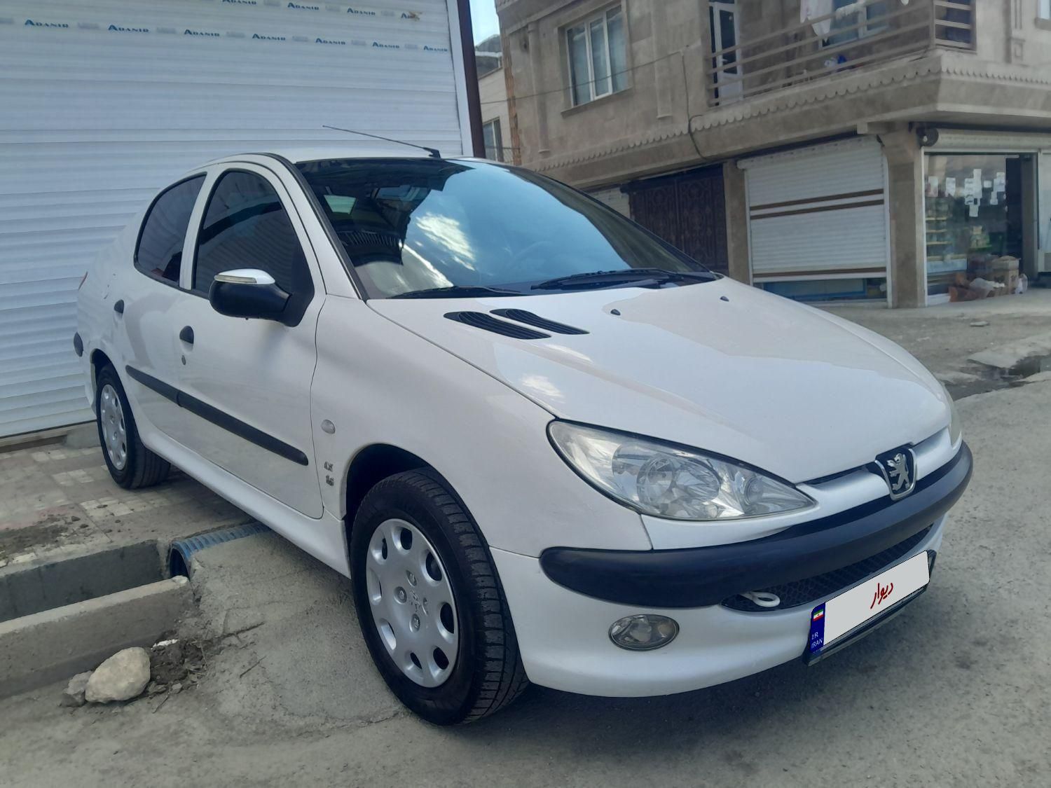 پژو ۲۰۶ صندوق دار v8 - 1387