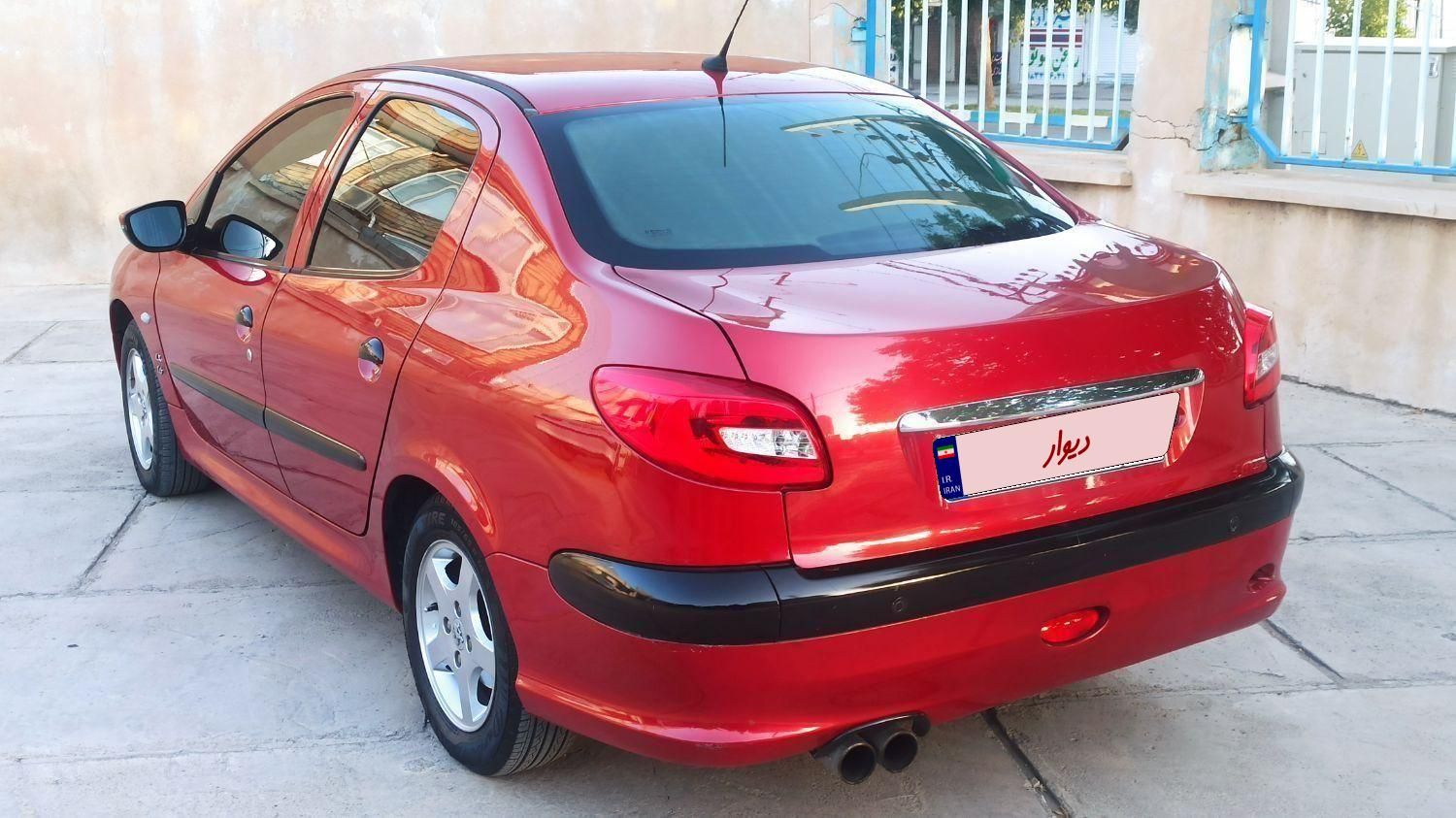 پژو ۲۰۶ صندوق دار v8 - 1393