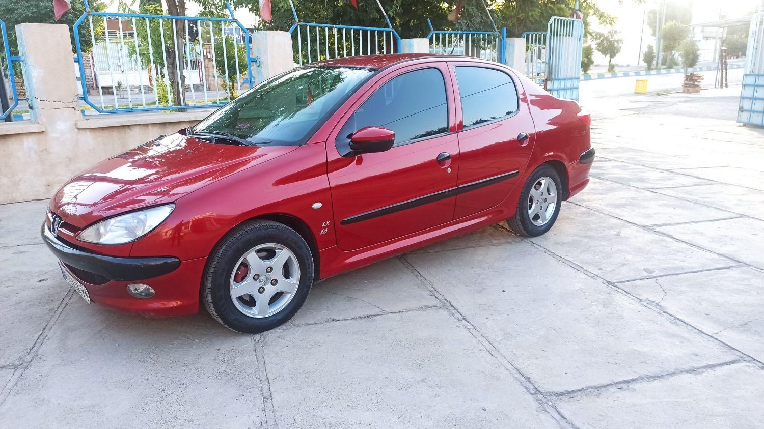 پژو ۲۰۶ صندوق دار v8 - 1393
