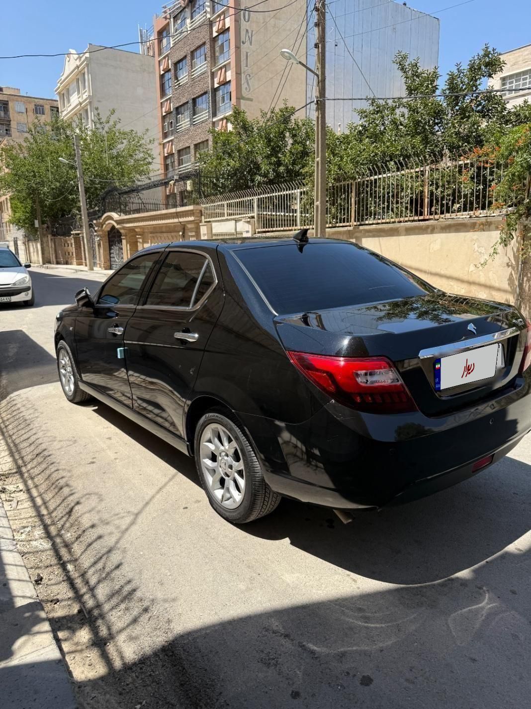 دنا پلاس توربو اتوماتیک - 1403