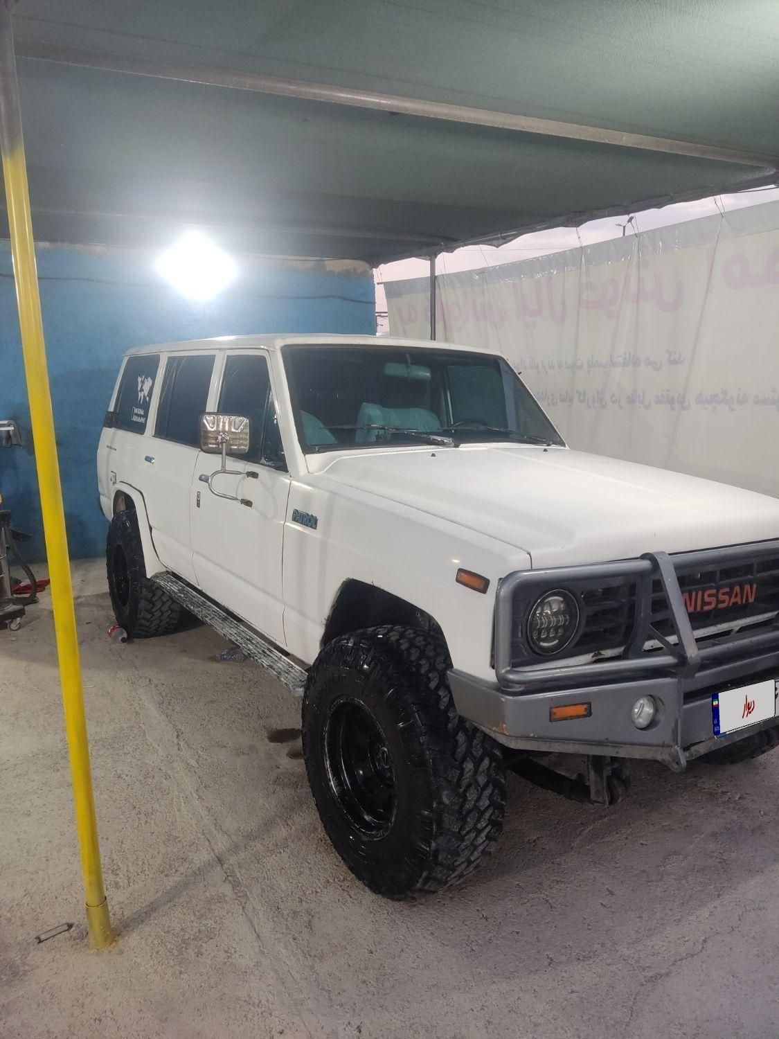 نیسان پاترول چهار درب 6 سیلندر - 1376