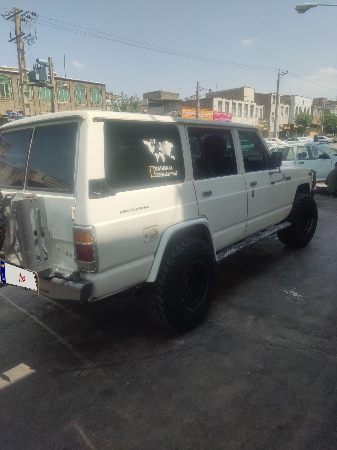 نیسان پاترول چهار درب 6 سیلندر - 1376