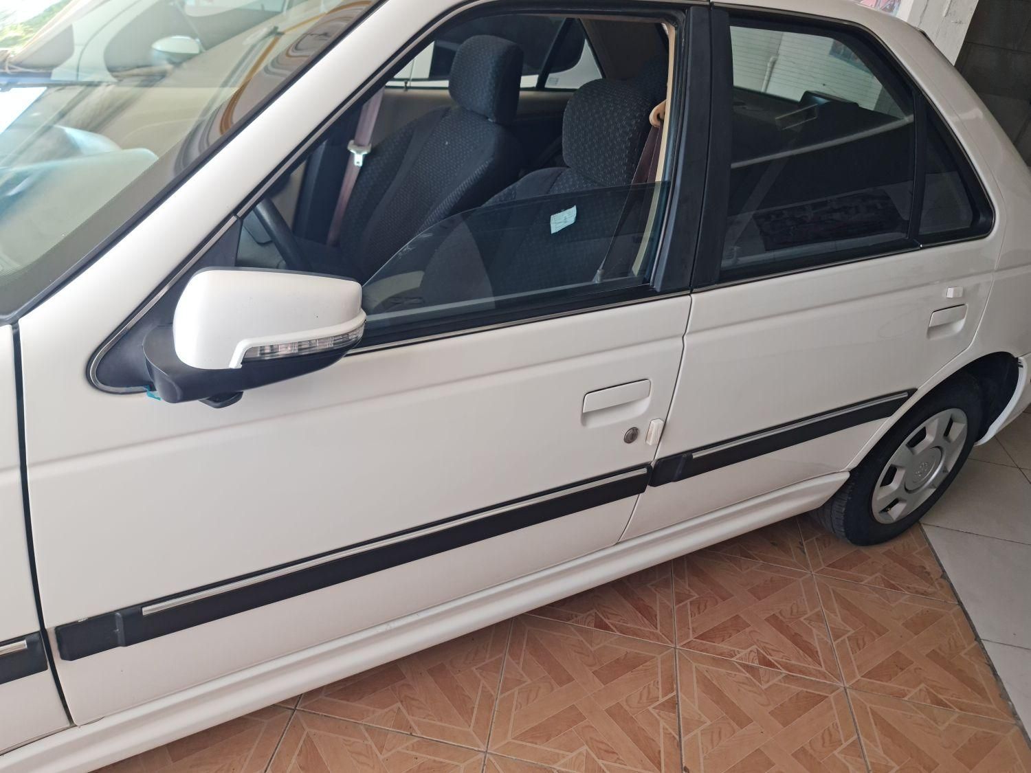 پژو پارس سال - 1401