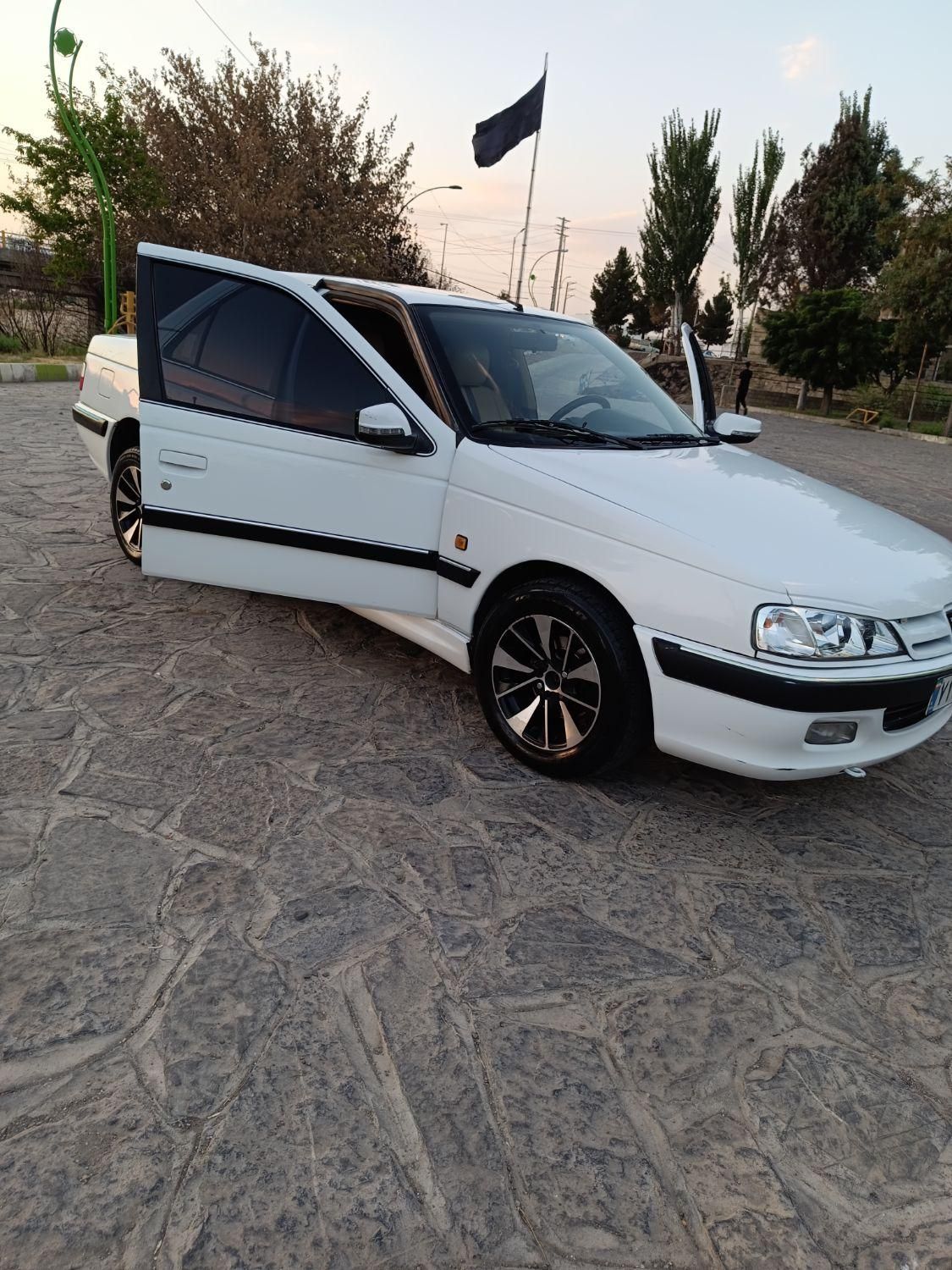 پژو پارس ELX-XU7P سفارشی - 1400