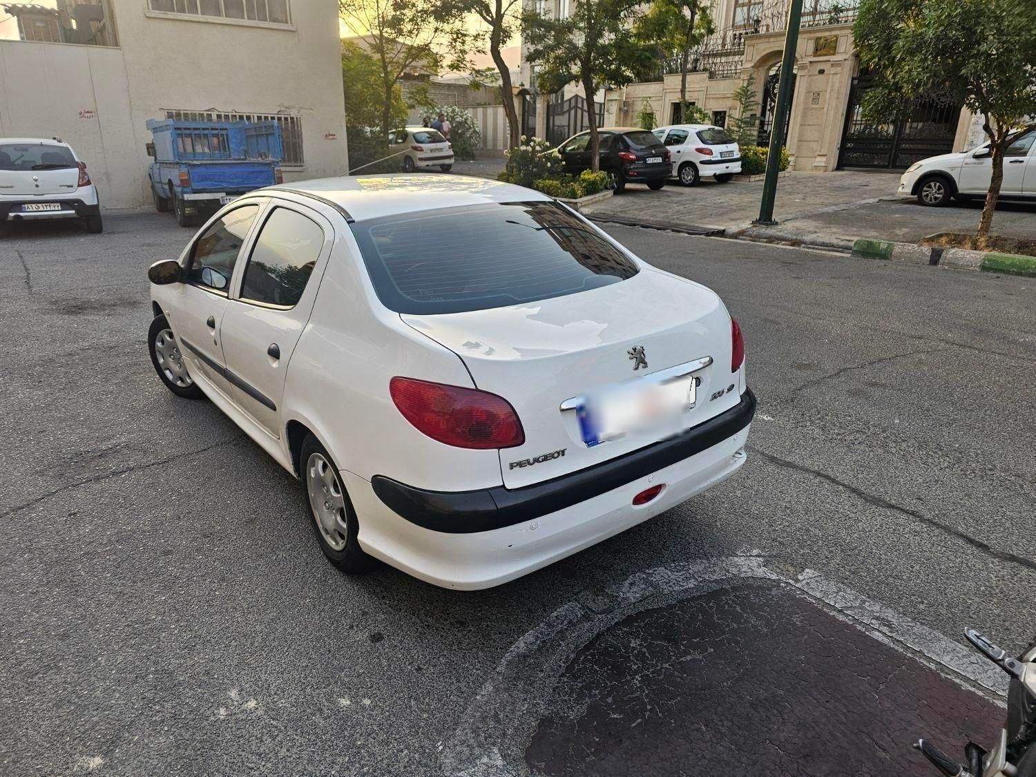 پژو ۲۰۶ صندوق دار v9 - 1390