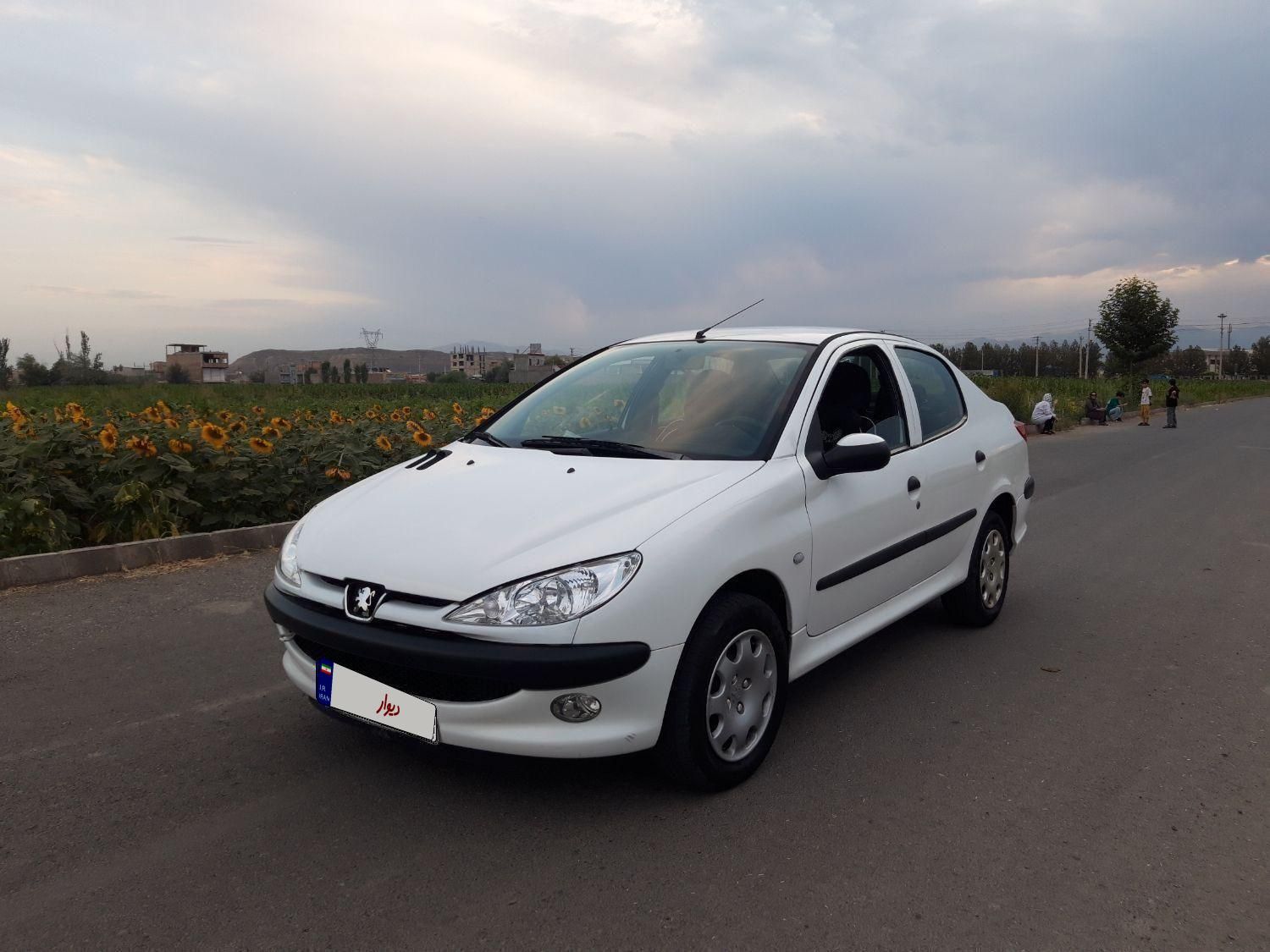 پژو ۲۰۶ صندوق دار v8 - 1394