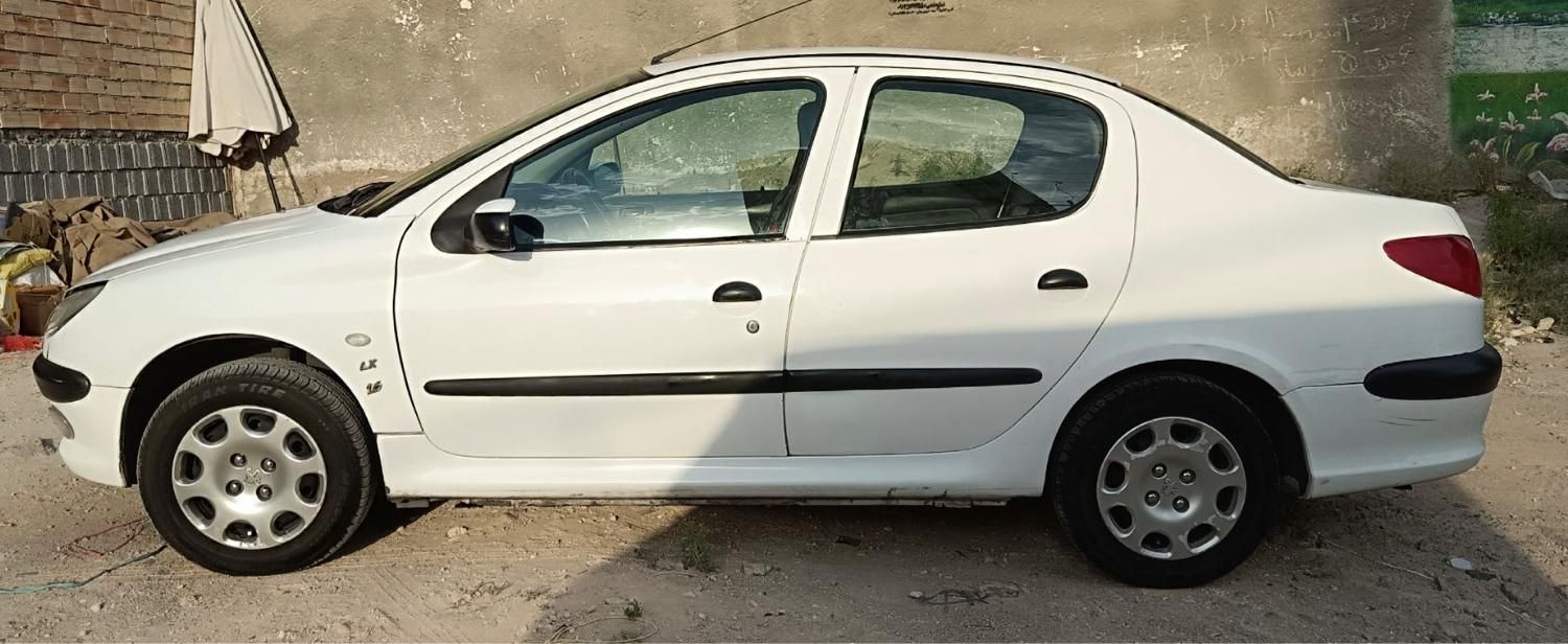 پژو ۲۰۶ صندوق دار v8 - 1394