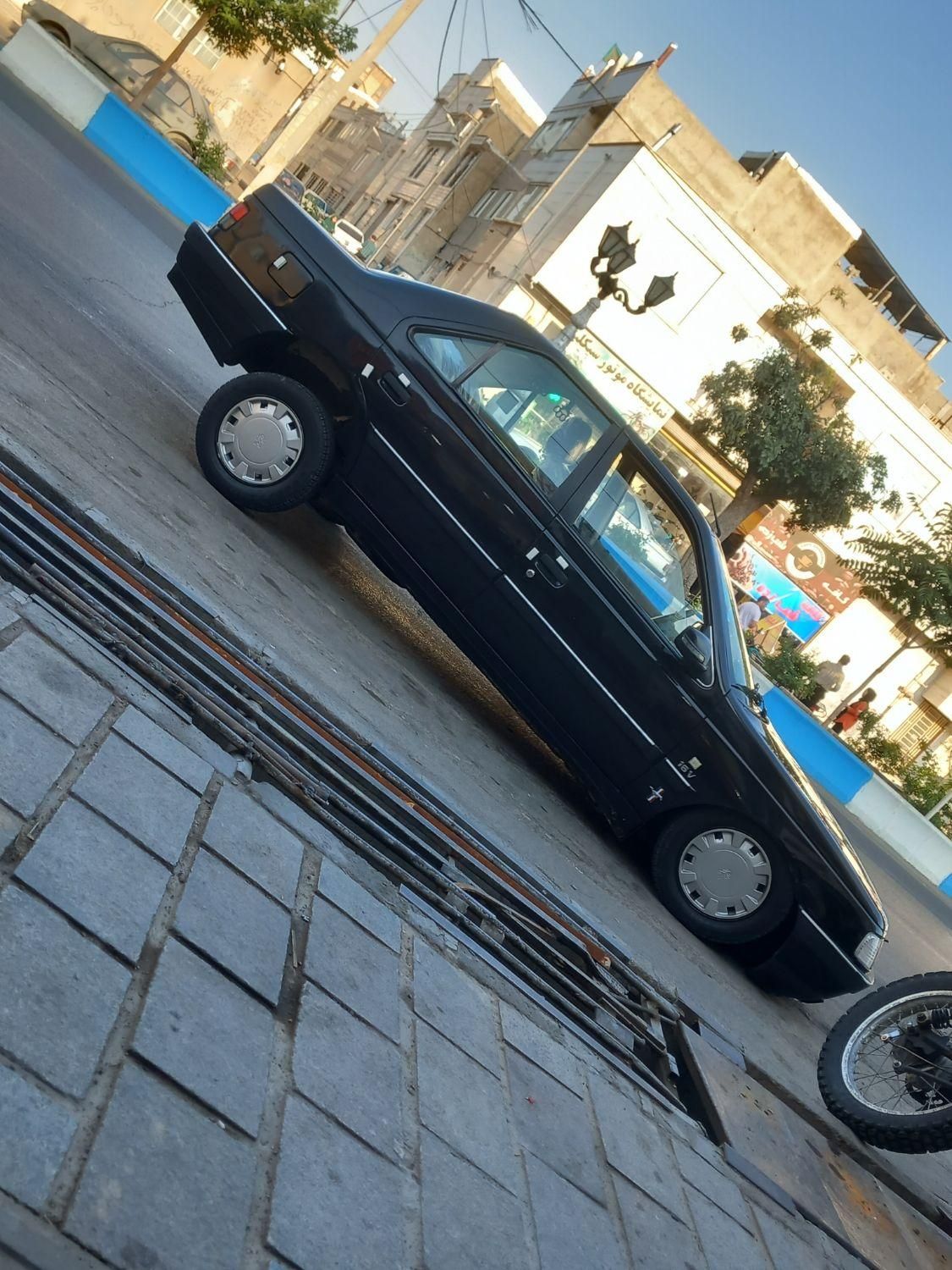 پژو 405 GLX - 1381