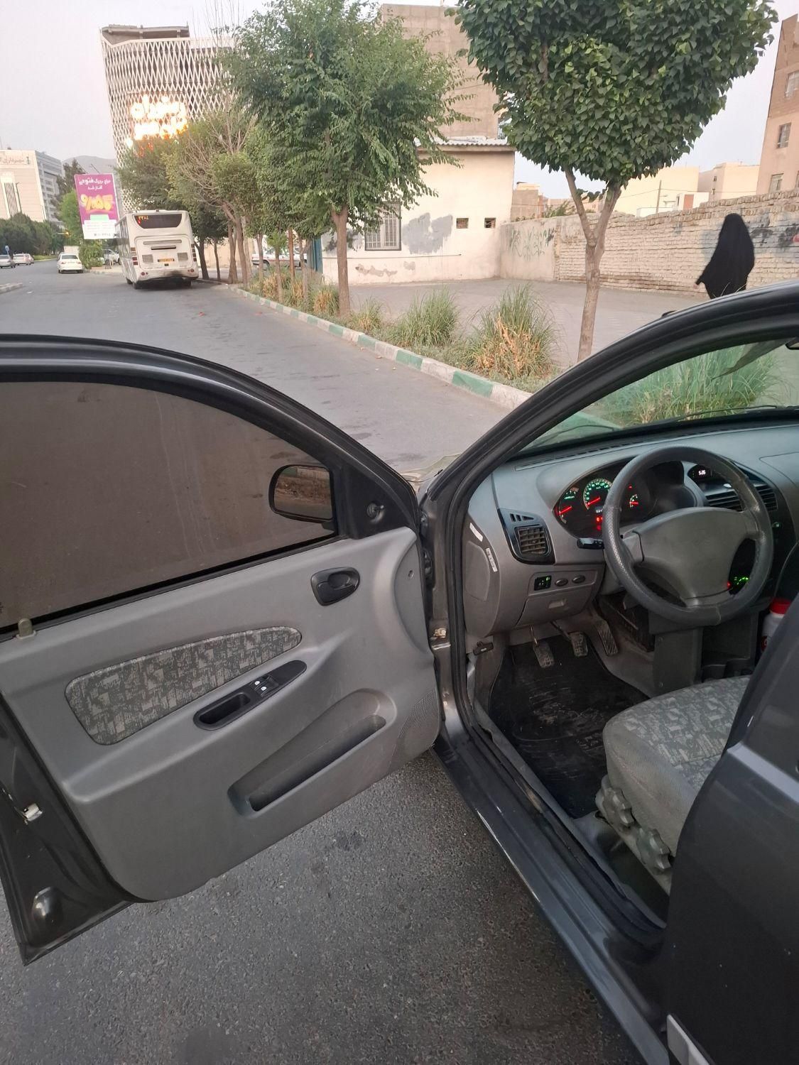 تیبا صندوق دار SX - 1395