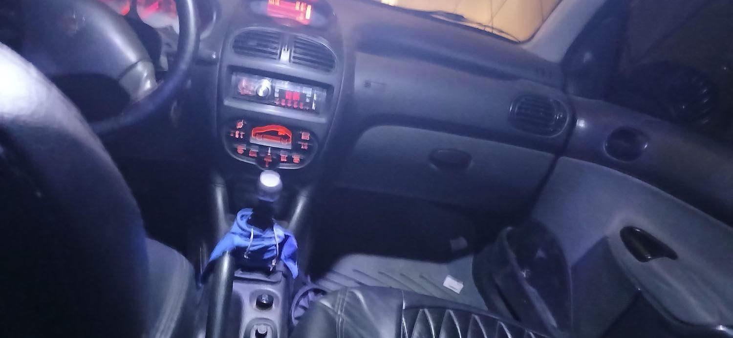 پژو ۲۰۶ صندوق دار v8 - 1393