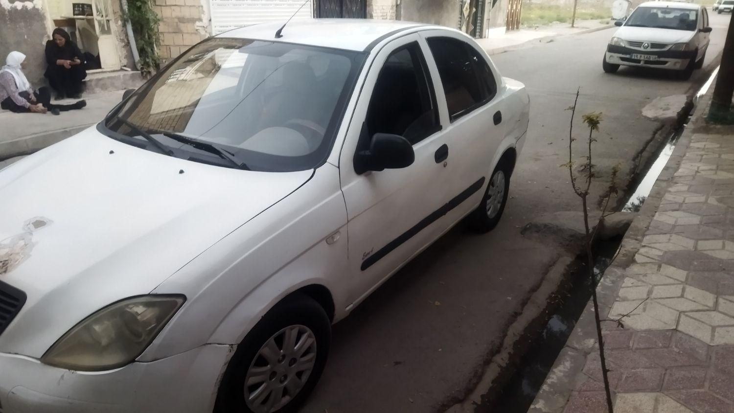 تیبا صندوق دار EX - 1393