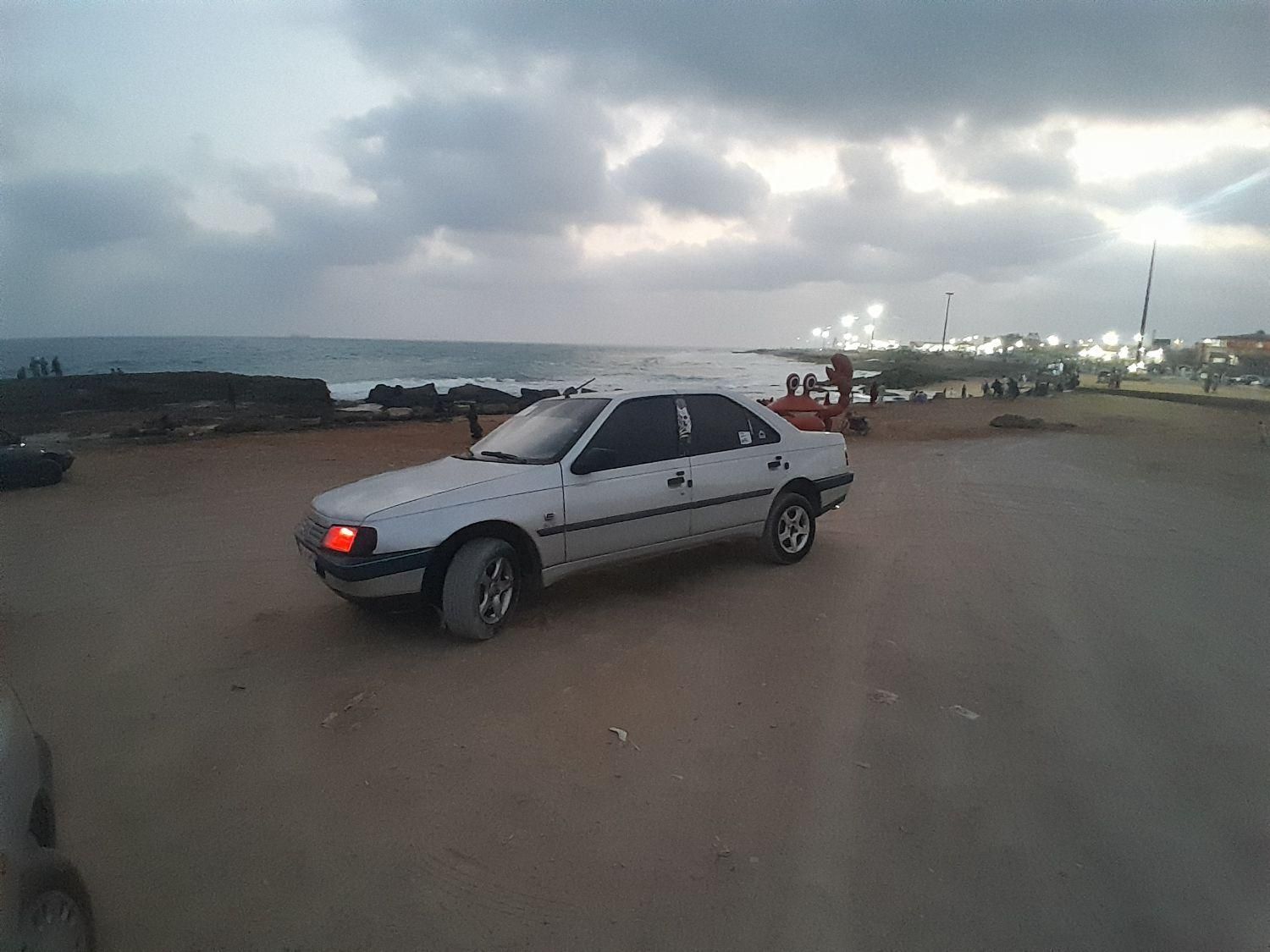 پژو 405 GL - 1373