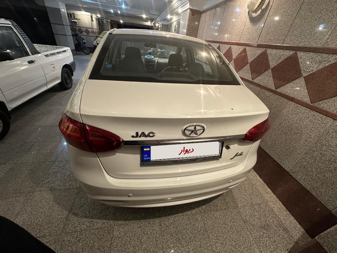 جک J4 اتوماتیک ساده - 1398